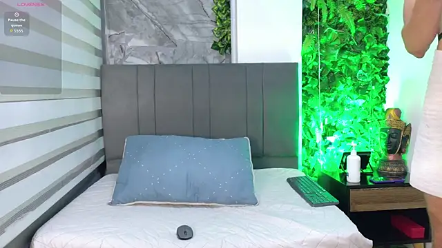 samirscott online show from April 15, 2026, 12:56 pm