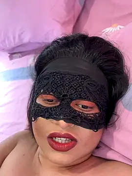 Snapshot of elza_laana chatting on November 2, 2025, 6:38 am elza laana online show from November 2, 2025, 6:38 am