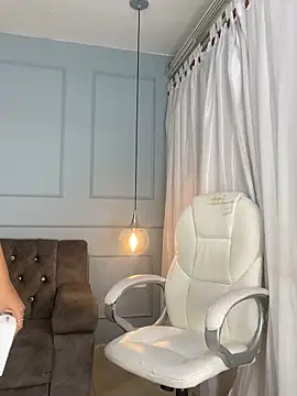 Rose monroee online show from February 5, 2026, 6:12 pm