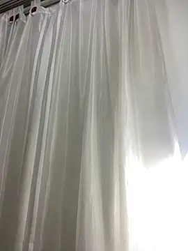 Rose monroee online show from March 22, 2026, 7:28 pm