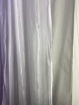 Rose monroee online show from April 5, 2026, 7:33 pm