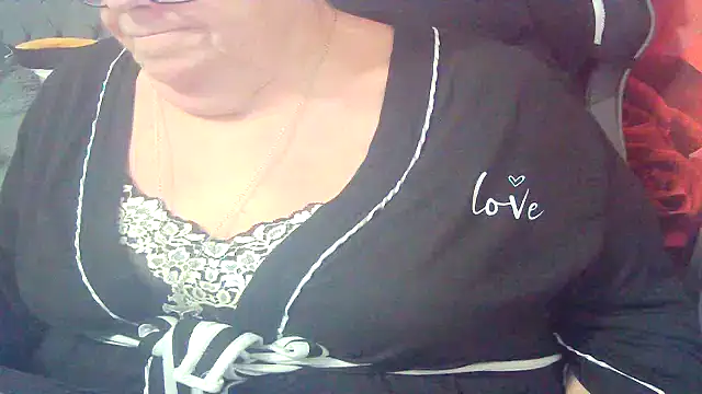 Snapshot of Playful_MILF_Demi chatting on March 8, 2026, 10:57 pm Playful MILF Demi online show from March 8, 2026, 10:57 pm