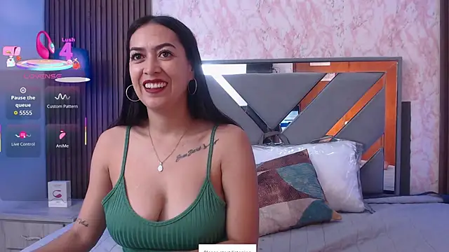 Snapshot of Mature_juliana1 chatting on October 12, 2025, 12:37 pm Mature juliana1 online show from October 12, 2025, 12:37 pm