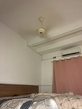 Nhefertary online show from April 4, 2026, 10:51 pm