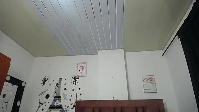 vauroraper online show from October 28, 2025, 12:36 am