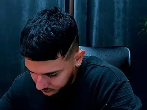 Snapshot of jasonshaw25 chatting on February 5, 2026, 5:28 pm jasonshaw25 online show from February 5, 2026, 5:28 pm