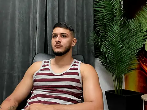 Snapshot of jasonshaw25 chatting on February 14, 2026, 6:15 pm jasonshaw25 online show from February 14, 2026, 6:15 pm