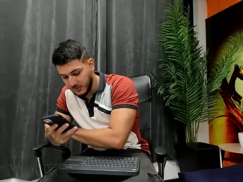 Snapshot of jasonshaw25 chatting on February 21, 2026, 5:47 pm jasonshaw25 online show from February 21, 2026, 5:47 pm