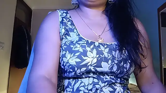 Snapshot of horny_milf_couple chatting on July 1, 2026, 8:30 pm horny milf couple online show from July 1, 2026, 8:30 pm