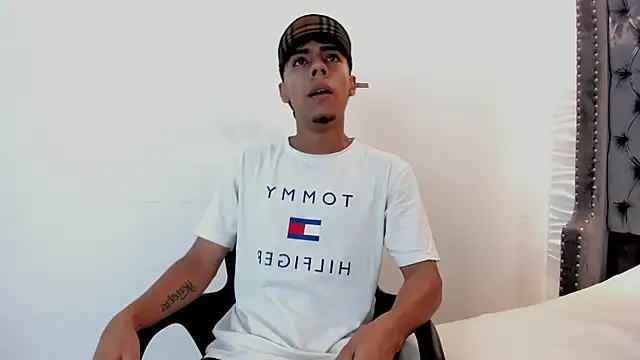 Snapshot of JACCOCK_4 chatting on November 11, 2025, 4:01 am JACCOCK 4 online show from November 11, 2025, 4:01 am