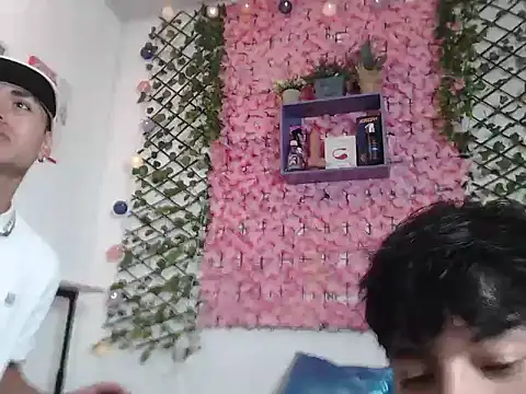 Snapshot of alex_russo__ chatting on October 19, 2025, 4:02 am alex russo online show from October 19, 2025, 4:02 am