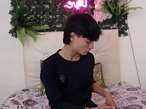 Snapshot of alex_russo__ chatting on October 22, 2025, 3:40 am alex russo online show from October 22, 2025, 3:40 am