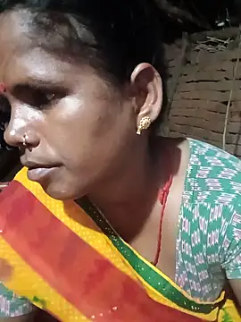 Snapshot of Janvi_tv chatting on October 7, 2025, 1:52 pm Janvi tv online show from October 7, 2025, 1:52 pm