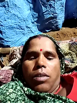 Snapshot of Janvi_tv chatting on November 1, 2025, 12:12 am Janvi tv online show from November 1, 2025, 12:12 am