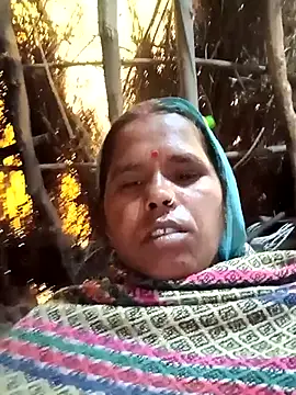 Snapshot of Janvi_tv chatting on November 6, 2025, 1:06 am Janvi tv online show from November 6, 2025, 1:06 am