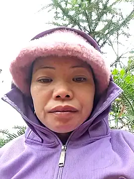 Snapshot of miomio-12 chatting on October 22, 2025, 1:06 am miomio-12 online show from October 22, 2025, 1:06 am