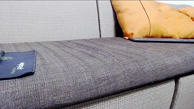 Snapshot of ravy_kim chatting on April 10, 2026, 4:23 pm ravy kim online show from April 10, 2026, 4:23 pm