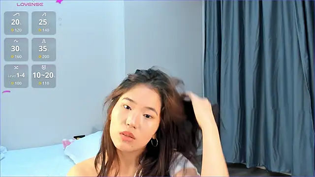 Snapshot of kim_sua chatting on October 25, 2025, 2:13 pm kim sua online show from October 25, 2025, 2:13 pm