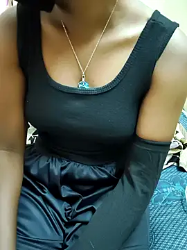 Snapshot of Chennai-couples chatting on October 25, 2025, 5:59 am Chennai-couples online show from October 25, 2025, 5:59 am