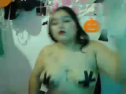 Snapshot of Gaby22d chatting on November 1, 2025, 3:58 pm Gaby22d online show from November 1, 2025, 3:58 pm