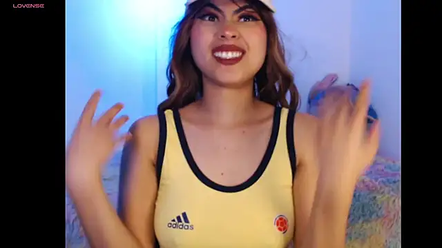 Eva Feller69 online show from October 10, 2025, 7:13 pm