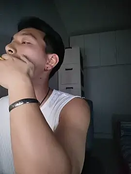 Snapshot of xqcbb_10 chatting on November 13, 2025, 5:01 pm xqcbb 10 online show from November 13, 2025, 5:01 pm