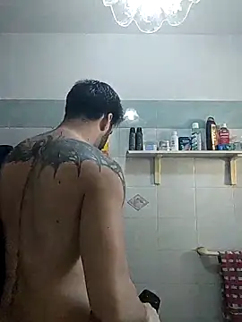 Al3xox02 online show from February 16, 2026, 11:17 am