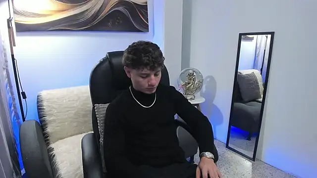 Leoo Miller online show from January 14, 2026, 3:56 am