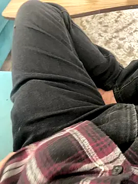 Snapshot of LiplikeSign724 chatting on November 19, 2025, 10:48 am LiplikeSign724 online show from November 19, 2025, 10:48 am