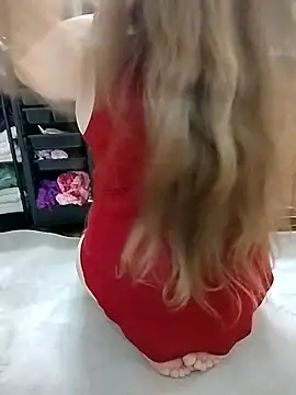 AugustRayn online show from December 20, 2025, 3:13 am