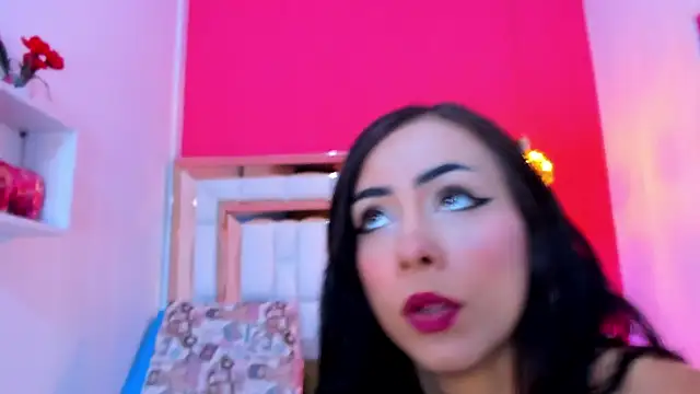 Snapshot of Cameron_naughty chatting on October 26, 2025, 11:27 am Cameron naughty online show from October 26, 2025, 11:27 am