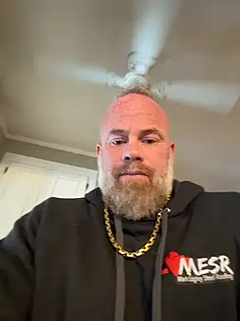 Snapshot of Muscledick40 chatting on March 8, 2026, 9:07 pm Muscledick40 online show from March 8, 2026, 9:07 pm