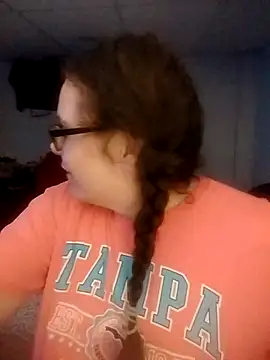 Snapshot of Lauren2012ss chatting on October 16, 2025, 2:34 am Lauren2012ss online show from October 16, 2025, 2:34 am