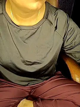 Snapshot of Kittibhabhi-9 chatting on October 12, 2025, 5:39 am Kittibhabhi-9 online show from October 12, 2025, 5:39 am