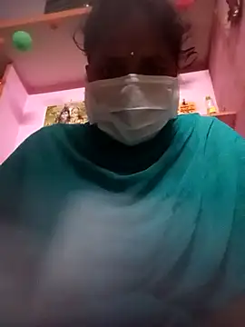 Snapshot of Eswar77 chatting on October 19, 2025, 6:58 am Eswar77 online show from October 19, 2025, 6:58 am