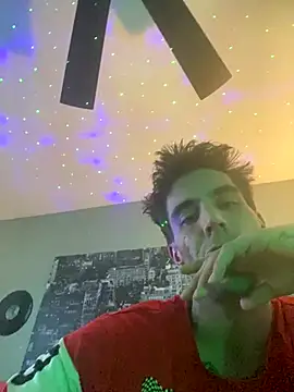 nvthvn555 online show from November 18, 2025, 4:50 am