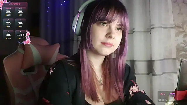 Snapshot of KristiBloom chatting on February 28, 2026, 8:43 pm KristiBloom online show from February 28, 2026, 8:43 pm