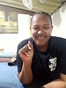 Snapshot of KinkyLunaRose chatting on October 10, 2025, 5:45 pm KinkyLunaRose online show from October 10, 2025, 5:45 pm