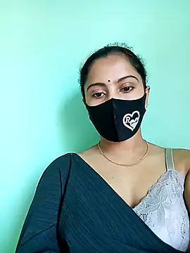 Snapshot of daisy-03 chatting on November 12, 2025, 9:10 am daisy-03 online show from November 12, 2025, 9:10 am