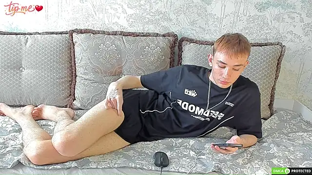 felixcurt69 online show from May 14, 2026, 8:54 am