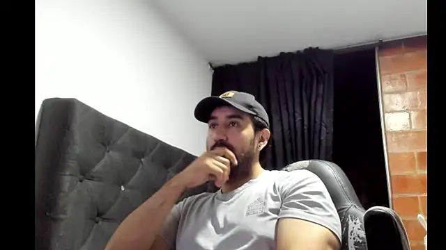 coolfriki online show from January 19, 2026, 2:37 am