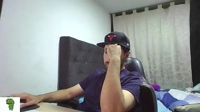 coolfriki online show from July 17, 2026, 2:29 am