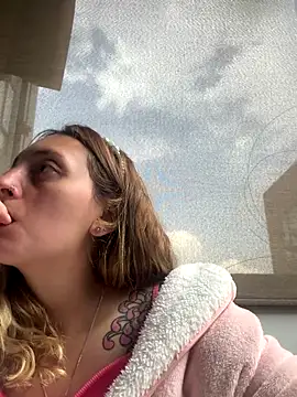 Snapshot of Mia_dca chatting on October 23, 2025, 3:11 pm Mia dca online show from October 23, 2025, 3:11 pm