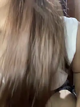 Snapshot of Lyly69699 chatting on November 7, 2025, 1:22 pm Lyly69699 online show from November 7, 2025, 1:22 pm