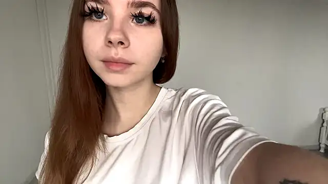 EhtelBiondi online show from November 24, 2025, 8:14 am