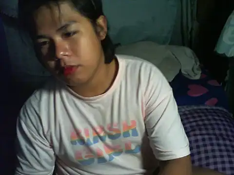 Snapshot of Fairytail16 chatting on October 21, 2025, 1:34 pm Fairytail16 online show from October 21, 2025, 1:34 pm