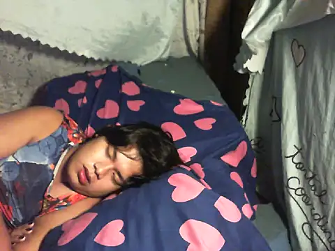 Snapshot of Fairytail16 chatting on October 22, 2025, 12:49 pm Fairytail16 online show from October 22, 2025, 12:49 pm