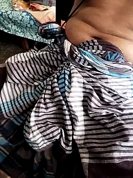 Snapshot of TanjiroCamadoo chatting on October 13, 2025, 6:13 am TanjiroCamadoo online show from October 13, 2025, 6:13 am