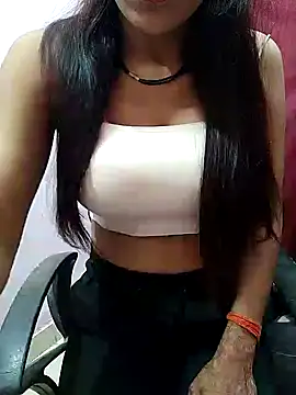 Your Lali online show from October 13, 2025, 4:29 pm