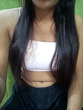 Your Lali online show from October 16, 2025, 7:15 pm